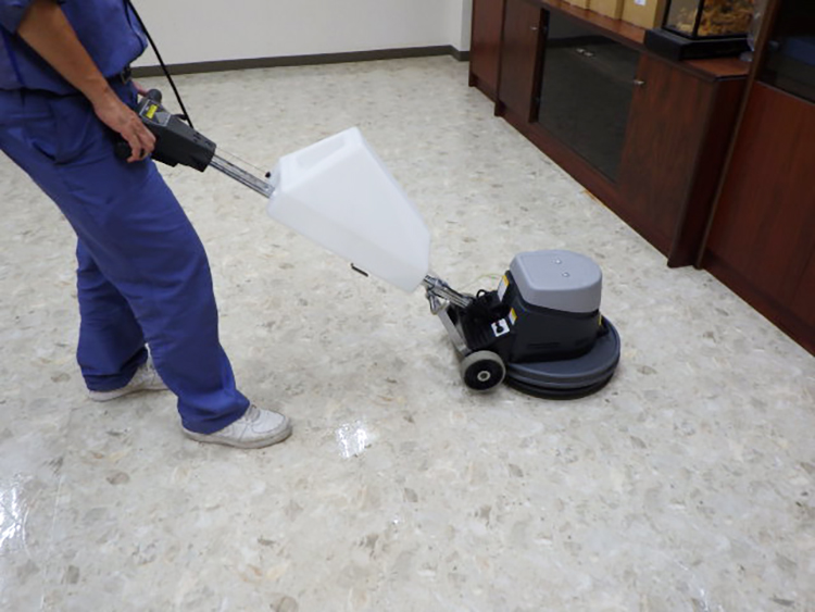 事業所床面薬品洗浄